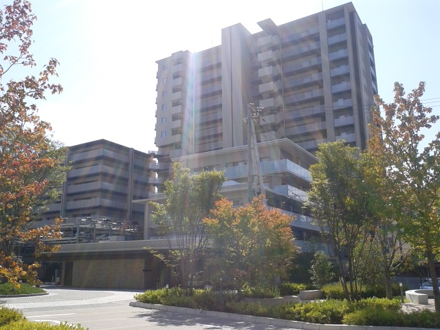 松山市　新築マンションの外壁塗装工事を行いました