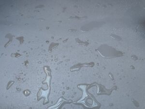雨を弾くベランダ防水